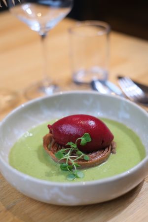 Portulakcremesuppe, Galette & Rote Beete Sorbet at Hummelbude in Essen