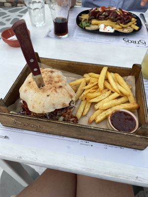 Vegan Jackfruit Burger at Istros in Kos