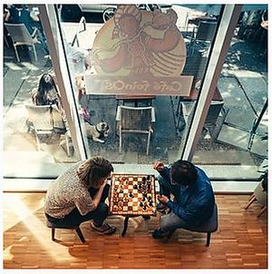 Chess at Mixolydian [Café feinOst] in Leipzig