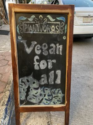 Sign  at Plantivoros in Playa Del Carmen