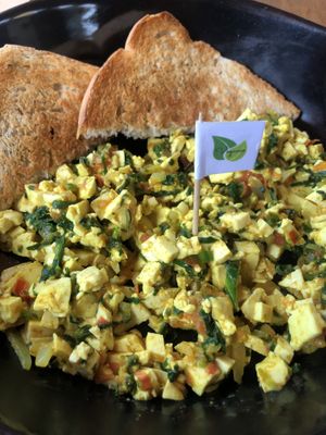 El mejor tofu scramble que he probado at Jengibre Healthy Food in Metepec