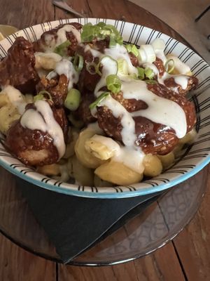 Bbq chicken Mac n ‘cheese’ bowl (is cauliflower)  at HASH - Vegan Eats SA in San Antonio