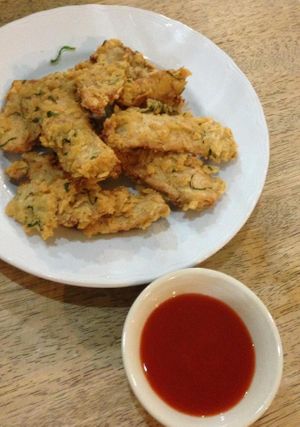Vegan chicken nuggets (2013) at Pattaya Vegetarian Food in Pattaya