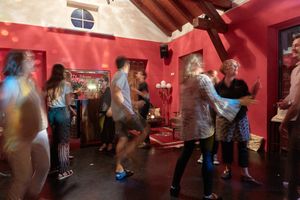 the SRIGNAGS house also includes a beautiful party house. Here you can celebrate birthdays and weddings at Srignags in Derendingen