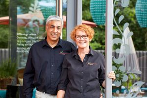 Sebi and Regula Singh have been in the regional hospitality business for over 30 years and are very much looking forward to your visit at Srignags in Derendingen
