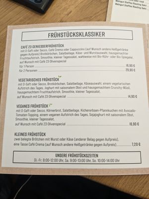 Vegan option for breakfast: vegan breakfast platter at Café 23 in Pruem