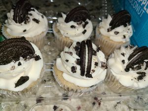 Vegan oreo at Kitty's Kakery in Killeen