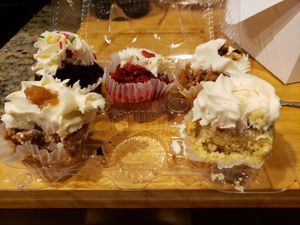 Full disclosure: I had every intention of posting pics before I ate these, but they were too dang delicious! at Kitty's Kakery in Killeen