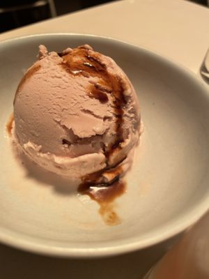 Strawberry balsamic ice cream at Sestina in New York City