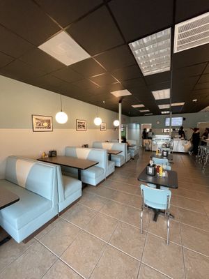 Inside  at V's Diner in Casselberry