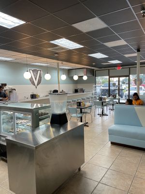 Inside  at V's Diner in Casselberry