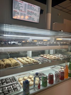Bakery case  at V's Diner in Casselberry