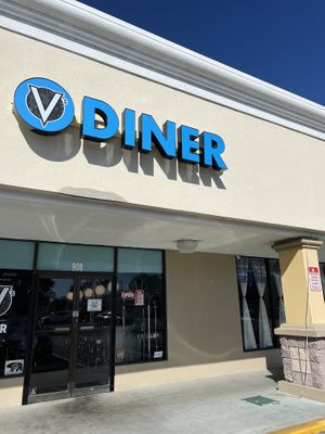   at V's Diner in Casselberry