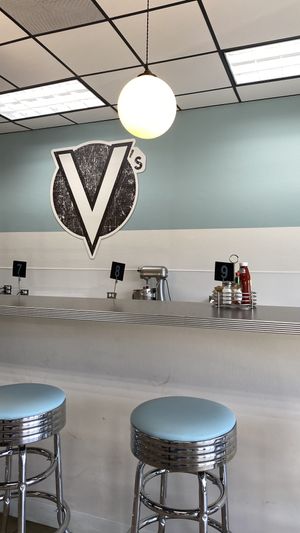 Logo  at V's Diner in Casselberry
