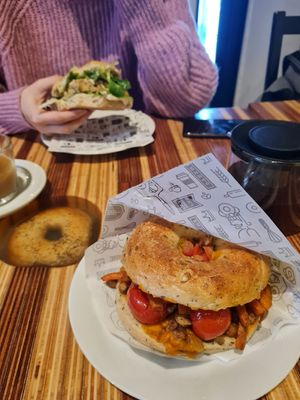 Z dyńki i Ave Seitan w tle at Bajgle Króla Jana in Poznan