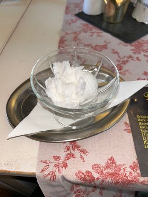 vegan ice cream at Prinzess Emma in Bad Arolsen