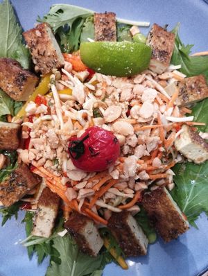 Bo bun vegan at La Cafetière Fêlée in Antibes