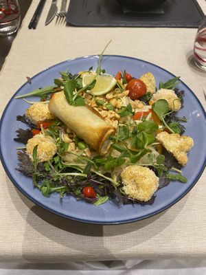 Bò bún nems and cauliflower wings  at La Cafetière Fêlée in Antibes