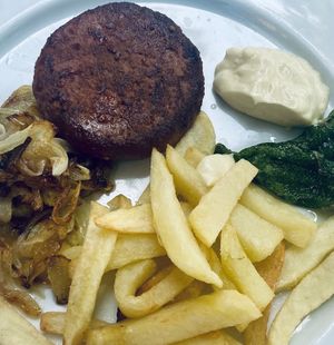Hamburguesa heura at Casa Lucia in Miono