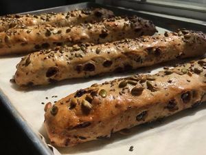 Canneberges et graines de citrouille at Co_Pain Artisan Bread Company in Moncton