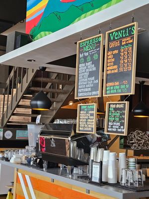  at Venti's Cafe in Salem