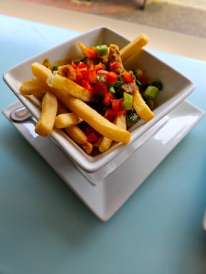 Red curry fries at Venti's Cafe in Salem