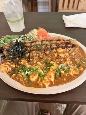 🤯  at Peace Cafe in Honolulu