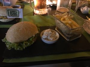 It had the most amazing burguer bun I have ever received!  at La Placeta in La Palma