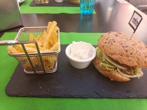 Moving Mountain Burger at La Placeta in La Palma