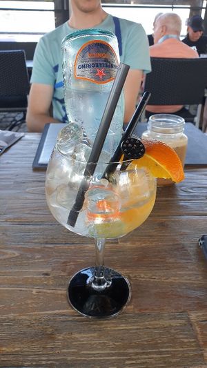 Gin & tonic at Downtown in Dordrecht