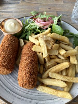 Vegan Kroket met FRITES   at Downtown in Dordrecht