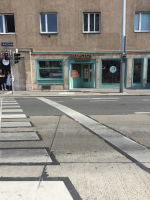 approach from the market at Tolstoy in Vienna