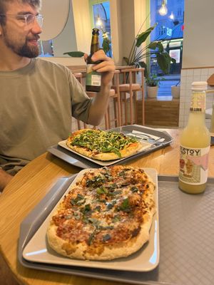 Summer Harvest „Honey“ Mustard and Meat Lover pinsa  at Tolstoy in Vienna