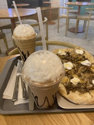 Milkshakes / Oyster Mushrooms & Truffle  at Tolstoy in Vienna