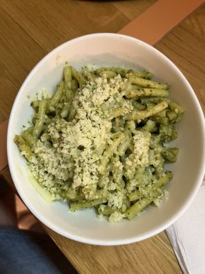 Hemp Pesto Mac  at Tolstoy in Vienna