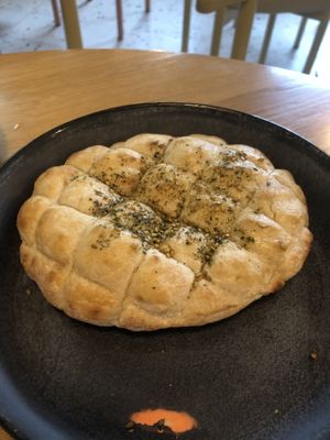 Garlic Pita bread   at Tolstoy in Vienna