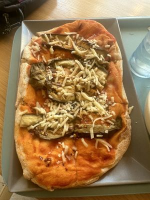 Spicy eggplant pizza  at Tolstoy in Vienna