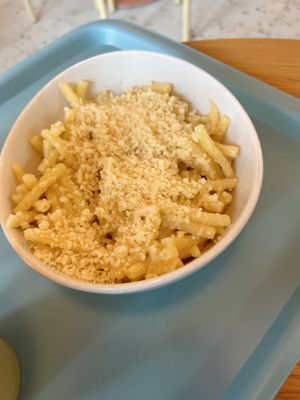 Mac n cheese  at Tolstoy in Vienna