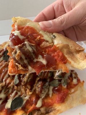 Barbecue meatballs pinsa  at Tolstoy in Vienna