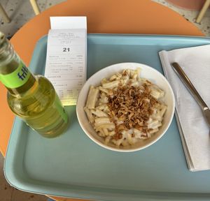 vegan mac and cheese  at Tolstoy in Vienna