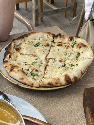 Garlic naan at Cinnamon in Sitges
