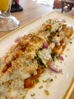 Potato croquettes with vegan yogurt, chickpeas at Cinnamon in Sitges