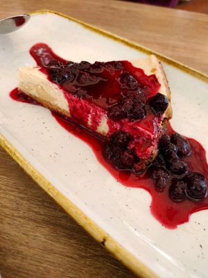 Cheesecake at Cinnamon in Sitges