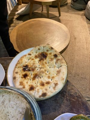 Naan 🫓   at Cinnamon in Sitges