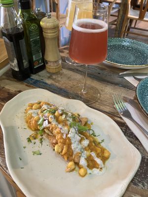 Samosa  at Cinnamon in Sitges