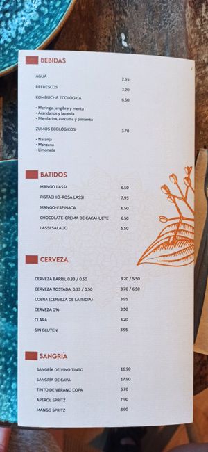 Bebidas at Cinnamon in Sitges