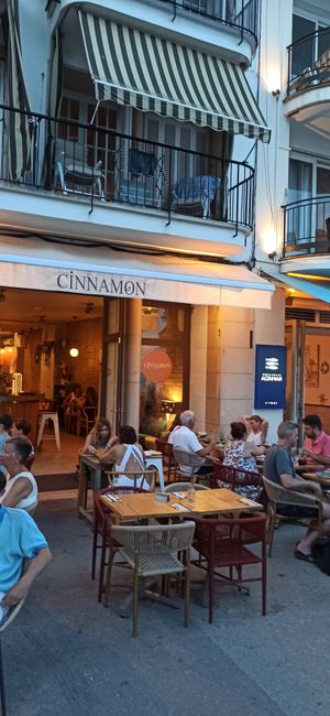 Entrada at Cinnamon in Sitges