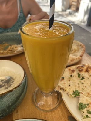 Mango lassi  at Cinnamon in Sitges
