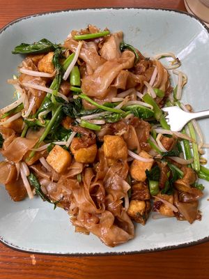 vegan pad thai with tofu really nice  at All Reis in Vienna