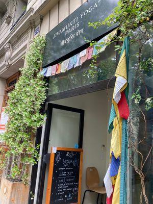  at Jivamukti Yoga Paris in Paris
